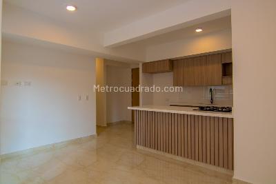 Apartamento de 3 alcobas en venta en Atlantica Ciudad Fabricato Bello, Bello, 72 m² · foto 2 de 19