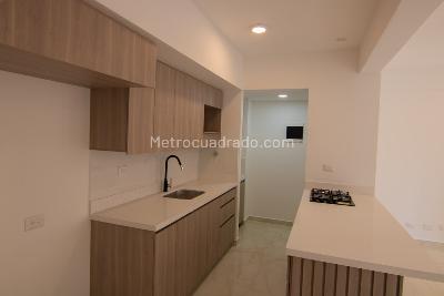 Apartamento de 3 alcobas en venta en Atlantica Ciudad Fabricato Bello, Bello, 72 m² · foto 3 de 19