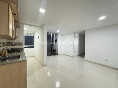 Apartamento de 3 alcobas en venta en Magenta Bello, Bello, 60 m² · foto 5 de 12