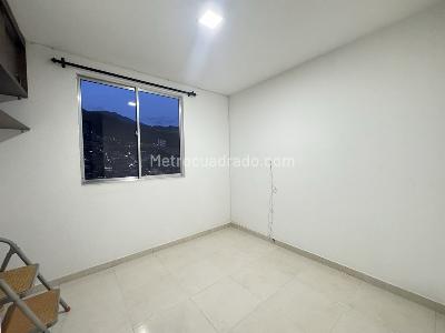 Apartamento de 3 alcobas en venta en Magenta Bello, Bello, 60 m² · foto 6 de 12