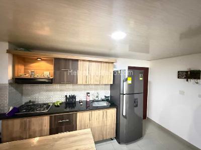 Apartamento de 2 alcobas en venta en Parque De Bello, Bello, 55 m² · foto 5 de 12
