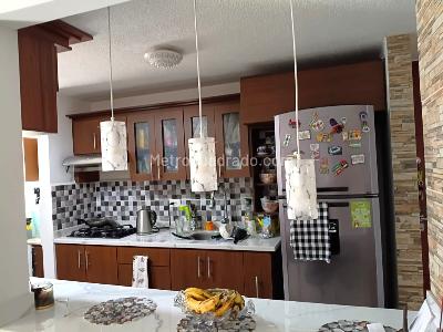 Apartamento de 3 alcobas en venta en Ciudad Central Bello, Bello, 71 m² · foto 3 de 15