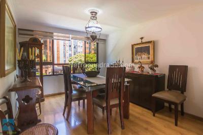 Apartamento de 4 alcobas en venta en El Poblado Vizcaya Medellin, Medellín, 134 m² · foto 4 de 11