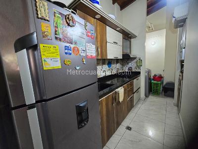 Apartamento de 2 alcobas en venta en Calasanz Medellin, Medellín, 66 m² · foto 4 de 18