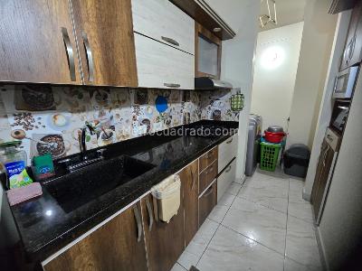 Apartamento de 2 alcobas en venta en Calasanz Medellin, Medellín, 66 m² · foto 6 de 18