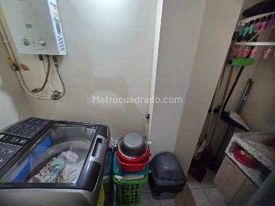 Apartamento de 2 alcobas en venta en Calasanz Medellin, Medellín, 66 m² · foto 14 de 18