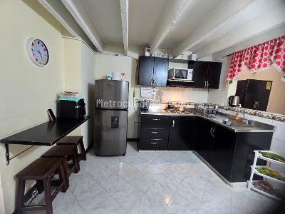 Casa de 3 alcobas en venta en Cerro De Oro Robledo Medellin, Medellín, 62 m² · foto 4 de 13