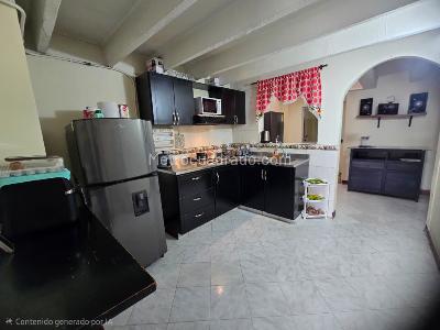 Casa de 3 alcobas en venta en Cerro De Oro Robledo Medellin, Medellín, 62 m² · foto 5 de 13