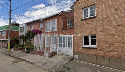 Casa en Arriendo, Calvo Sur, Bogotá D.C.