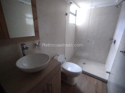 Apartamento en arriendo en Chico Norte, Bogotá · foto 9 de 11