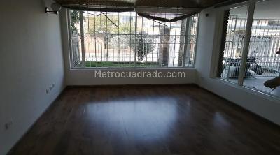 Casa de 5 alcobas en arriendo en La Esmeralda, Bogotá, 230 m² · foto 3 de 20