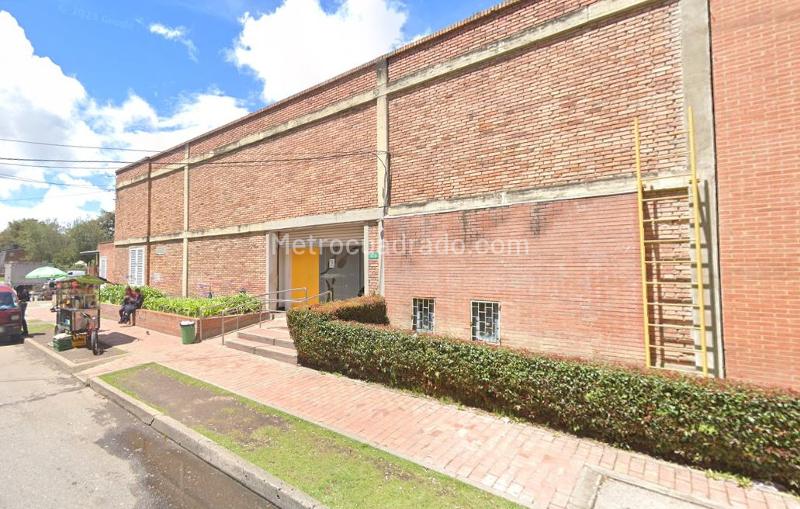 Edificio de Oficinas en Arriendo, LA ESPERANZA MODELIA, Bogotá D.C. - Więcej
