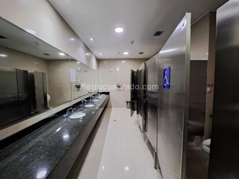 Oficina en Venta, SANTA BARBARA CENTRAL, Bogotá D.C. - Mehr