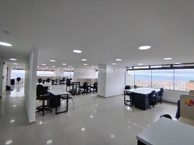 Office for rent in CENTRO INTERNACIONAL BAVARIA, Bogotá