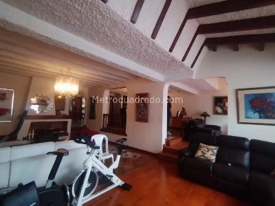 Casa en venta en Santa Barbara Central, Bogotá · foto 18 de 20