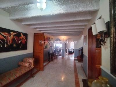 Casa en venta en Santa Barbara Central, Bogotá · foto 7 de 20