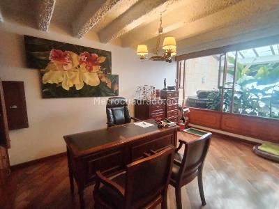 Casa en venta en Santa Barbara Central, Bogotá · foto 10 de 20