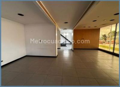 Office for rent in QUINTA CAMACHO, Bogotá