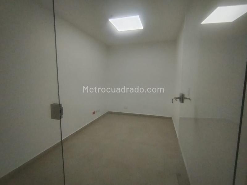 Local Comercial en Venta, 20 DE JULIO, Bogotá D.C. - Más