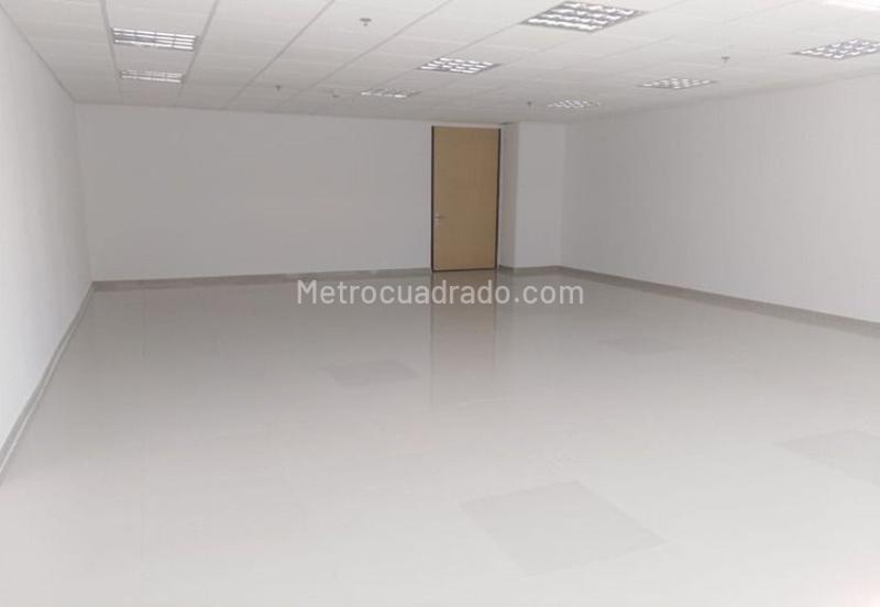 Oficina en Venta, CIUDAD SALITRE, Bogotá D.C. - Más