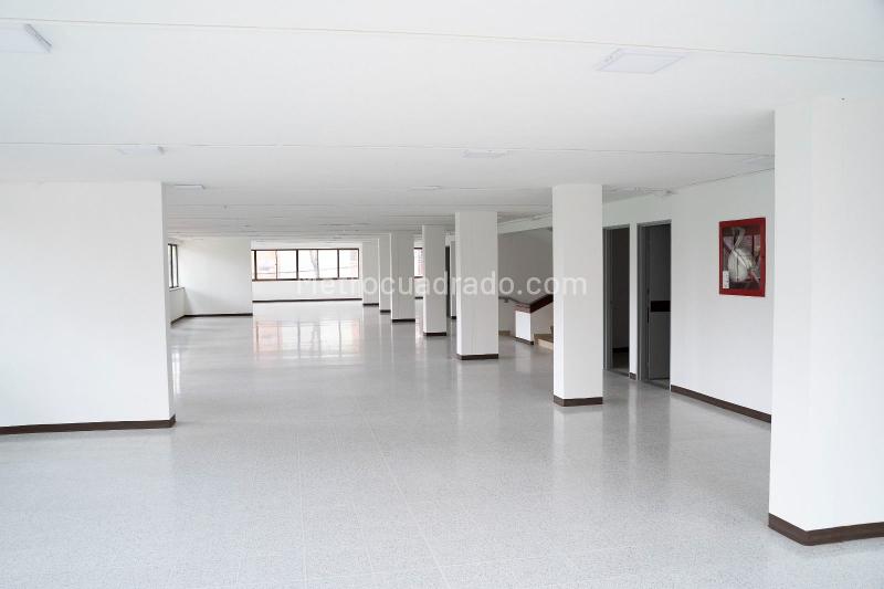 Edificio de Oficinas en Arriendo, LA ESPERANZA MODELIA, Bogotá D.C. - Widok 5