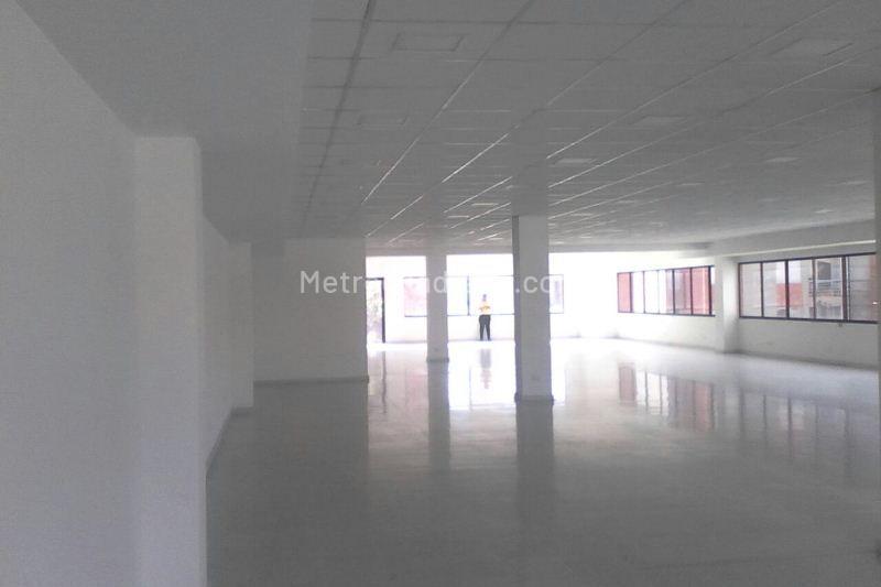 Edificio de Oficinas en Arriendo, MODELIA, Bogotá D.C. - Ansicht 2