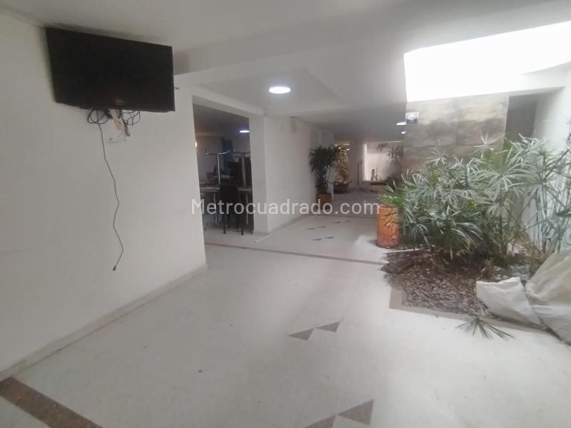 Local Comercial en Arriendo, CEDRITOS CONTADOR, Bogotá D.C. - Więcej