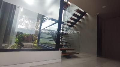 Casa en venta en Cajica, Cajicá · foto 2 de 20