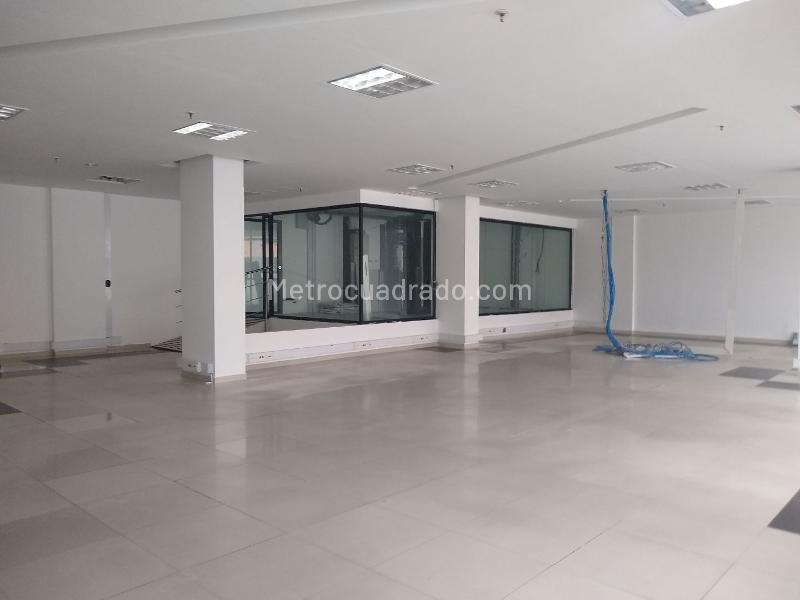 Edificio de Oficinas en Arriendo, CHICO, Bogotá D.C. - Ansicht 2