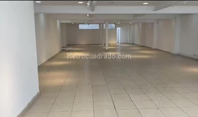 Local Comercial en Arriendo, SANTA BARBARA, Bogotá D.C.