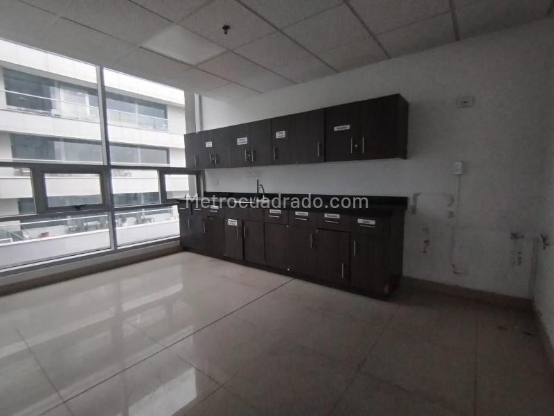 Oficina en Venta, RESERVA CHICO, Bogotá D.C. - Más
