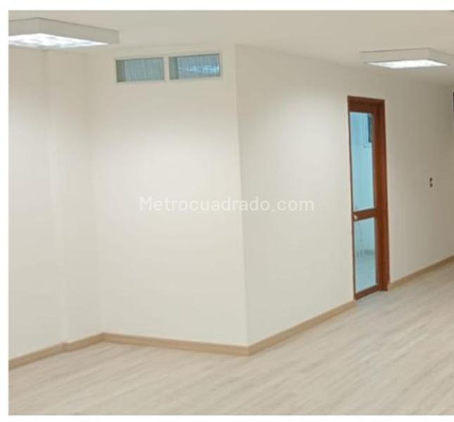 Local Comercial en Arriendo, Porciuncula av chile, Bogotá D.C. - Más