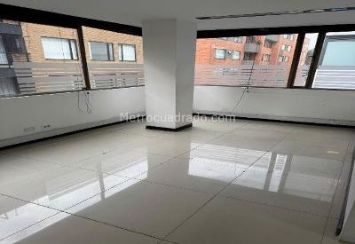 Office for rent in PEPE SIERRA, Bogotá