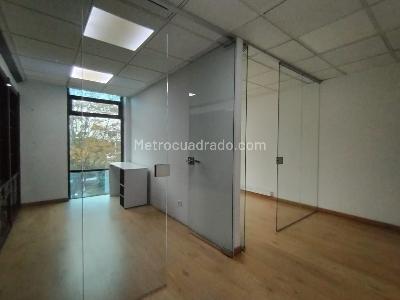 Oficina en Arriendo, ANTIGUO COUNTRY, Bogotá D.C.