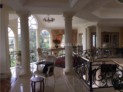 Casa de 4 alcobas en venta en Sindamanoy, Chía, 1000 m² · foto 3 de 20