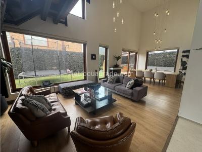 Casa de 3 alcobas en venta en Palo E Teka, Cajicá, 240 m² · foto 4 de 20