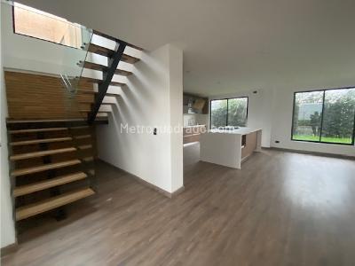 Casa de 3 alcobas en venta en Cajica, Cajicá, 252 m² · foto 4 de 20