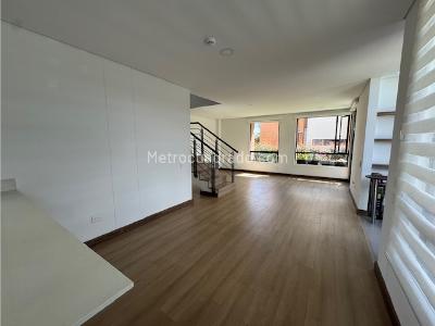 Casa de 3 alcobas en venta en Oikos Savanna, Cajicá, 115 m² · foto 2 de 20
