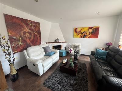Casa de 3 alcobas en venta en Chilacos, Chía, 175 m² · foto 2 de 20