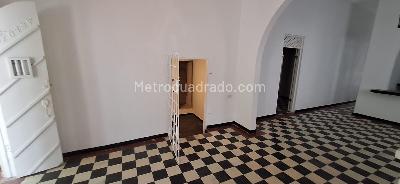 Casa de 3 alcobas en venta en Barranquilla, 340 m² · foto 2 de 18