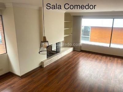 Apartamento de 2 alcobas en venta en Chico, Bogotá, 134 m² · foto 2 de 18