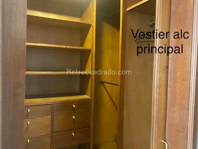Apartamento de 2 alcobas en venta en Chico, Bogotá, 134 m² · foto 10 de 18