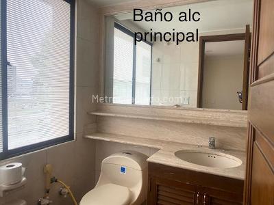 Apartamento de 2 alcobas en venta en Chico, Bogotá, 134 m² · foto 11 de 18