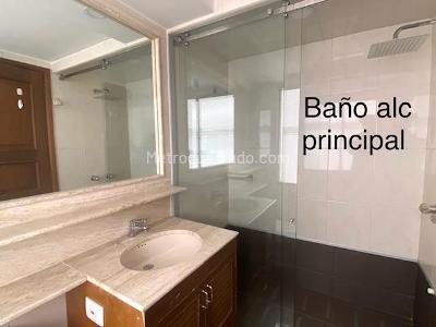 Apartamento de 2 alcobas en venta en Chico, Bogotá, 134 m² · foto 12 de 18