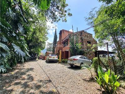 Casa de 4 alcobas en venta en El Salado Camino Verde, Envigado, 565 m² · foto 10 de 20