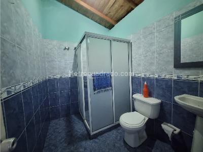 Casa de 4 alcobas en venta en La America Barrio Cristobal, Medellín, 230 m² · foto 20 de 20