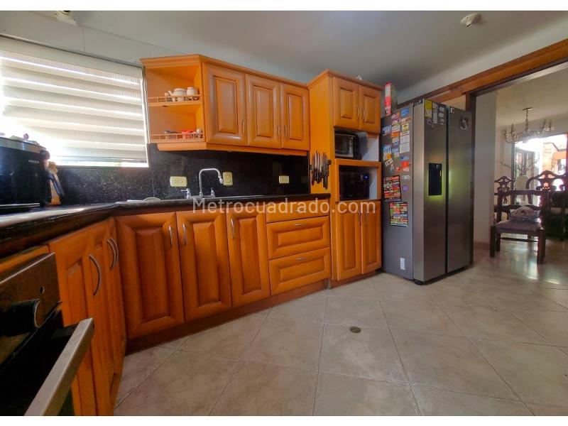 House in Medellín - Más