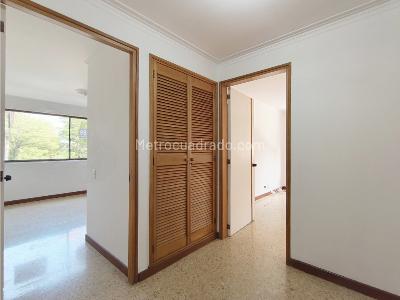 Apartamento en venta en Milla De Oro, Medellín · foto 5 de 20