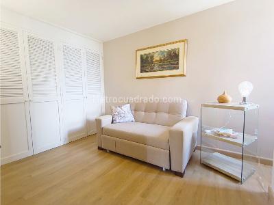 Apartamento de 2 alcobas en venta en El Poblado, Medellín, 69 m² · foto 15 de 18