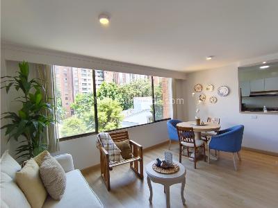 Apartamento de 2 alcobas en venta en El Poblado, Medellín, 69 m² · foto 3 de 18